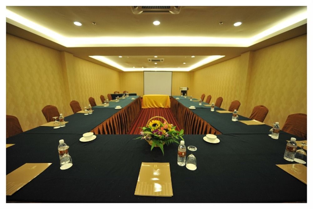 11@Century Hotel 新山 外观 照片